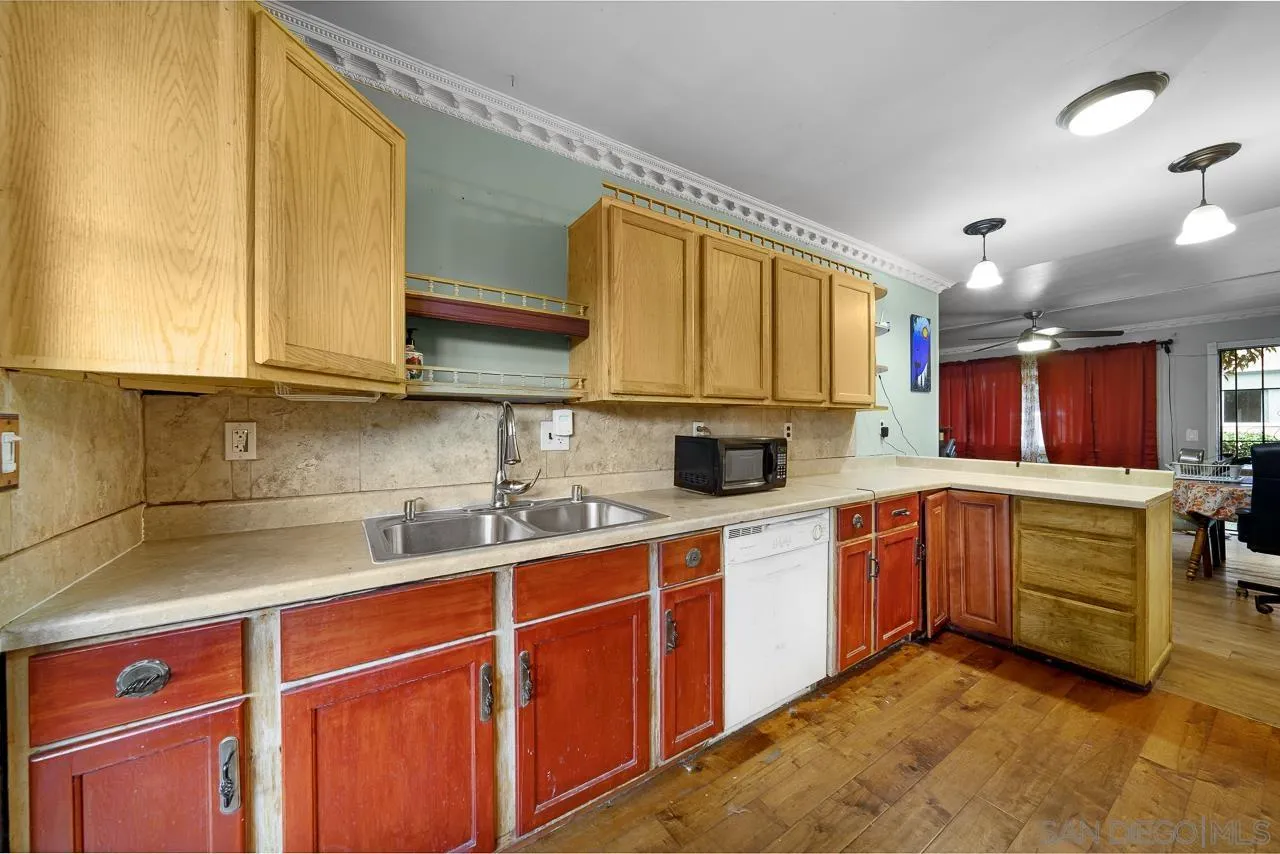 9731 Winter Gardens Blvd Unit: 63