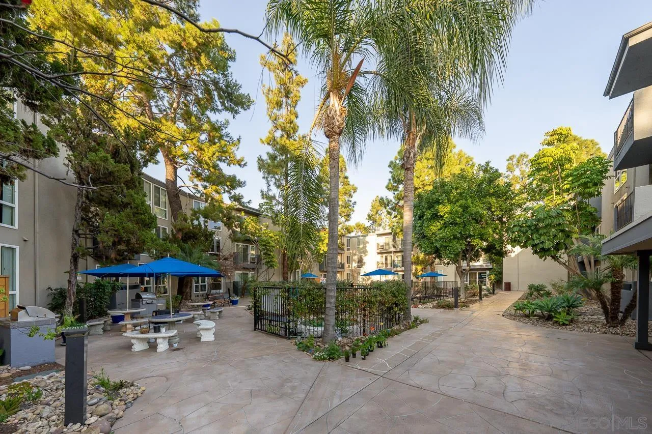 4860 Rolando Ct Unit: 28