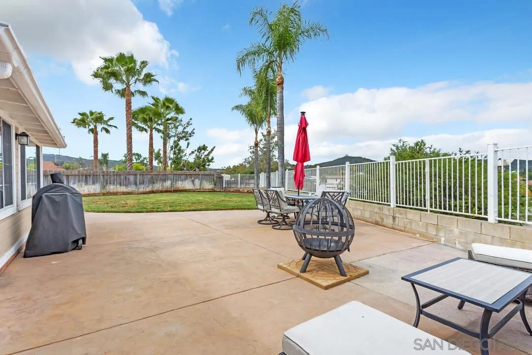 9108 Gideon Cir N