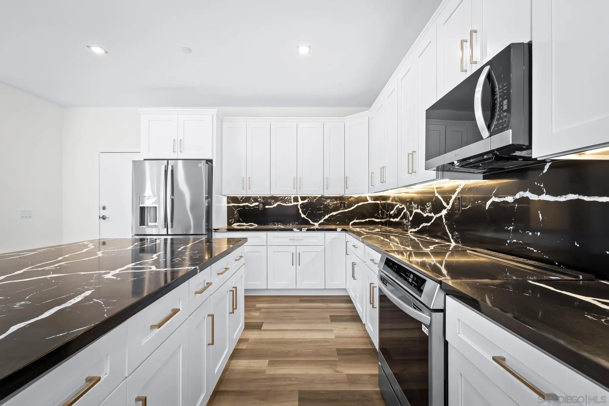 8886 Margaret Ct