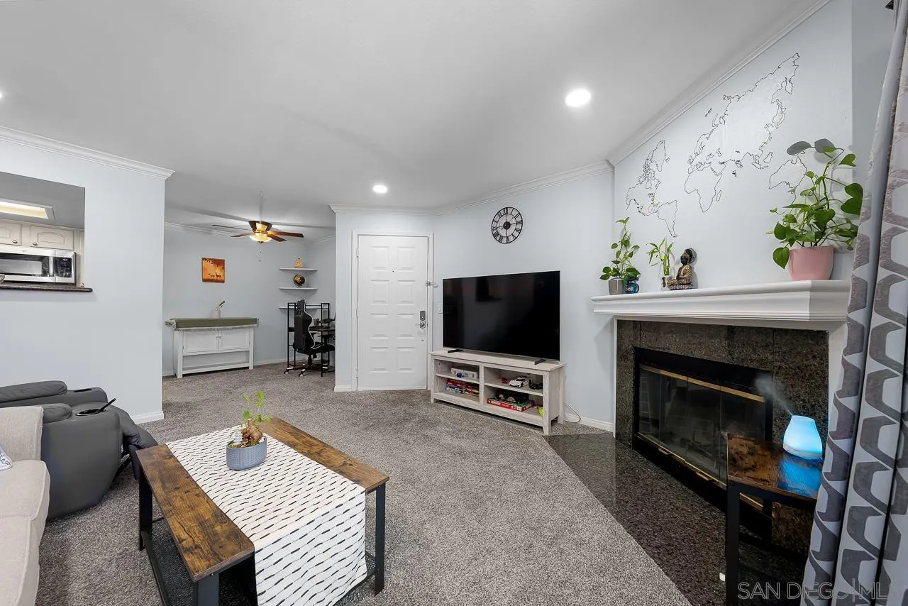 12015 Alta Carmel Ct Unit 299