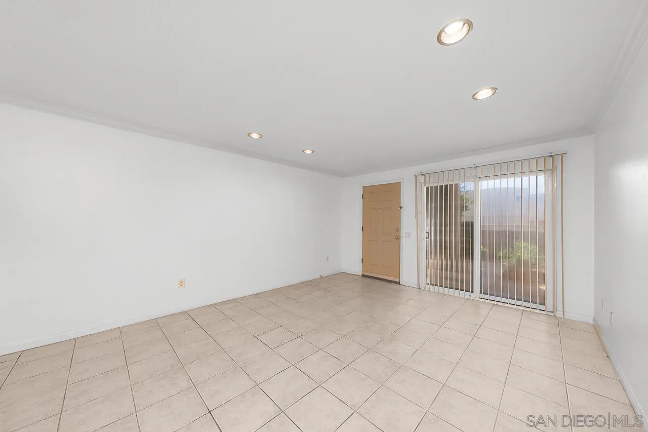 174 Chambers St Unit 1