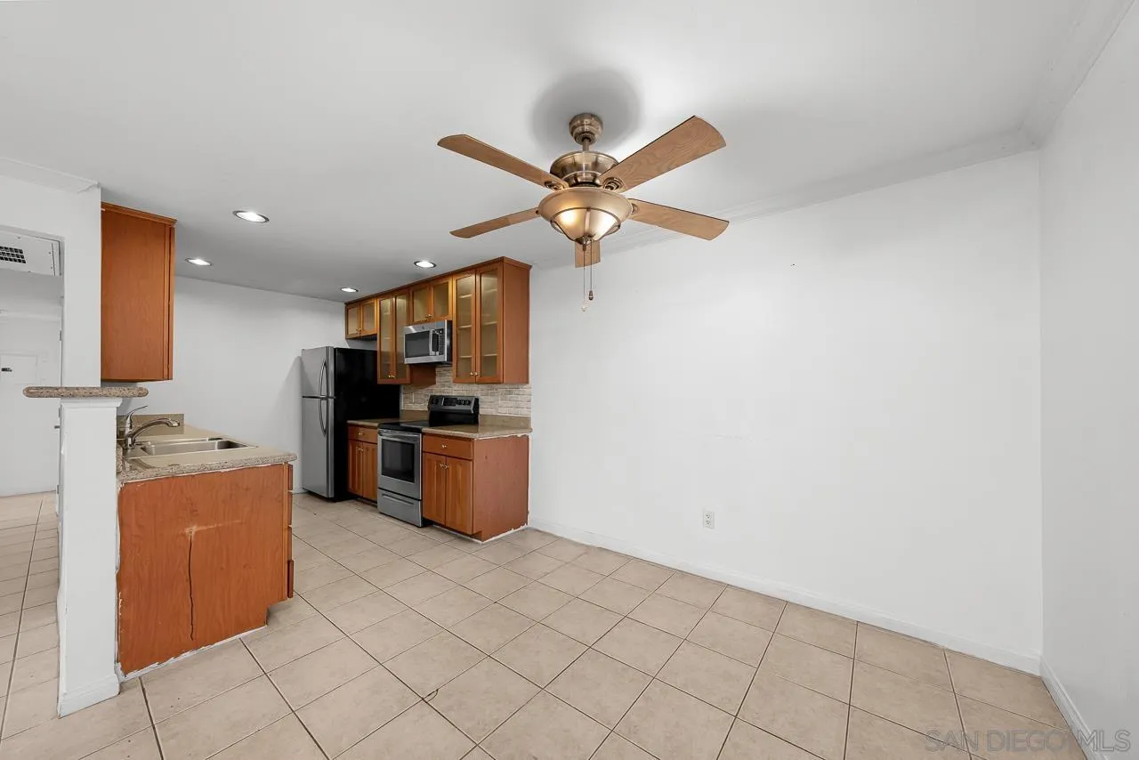 174 Chambers St Unit 1