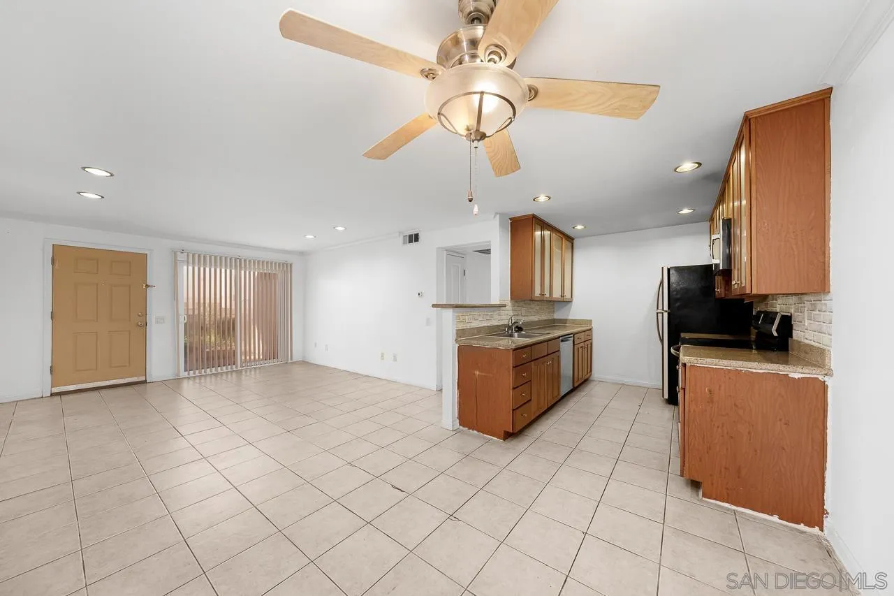 174 Chambers St Unit 1