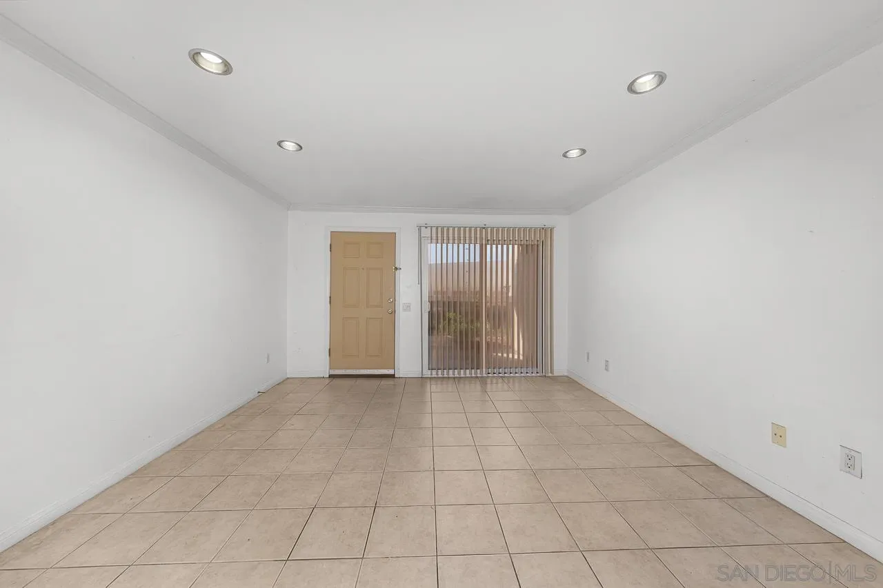 174 Chambers St Unit 1