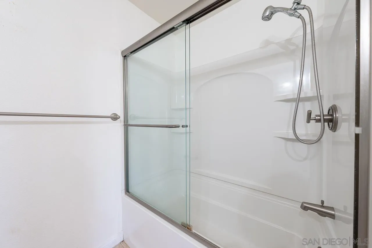 174 Chambers St Unit 1