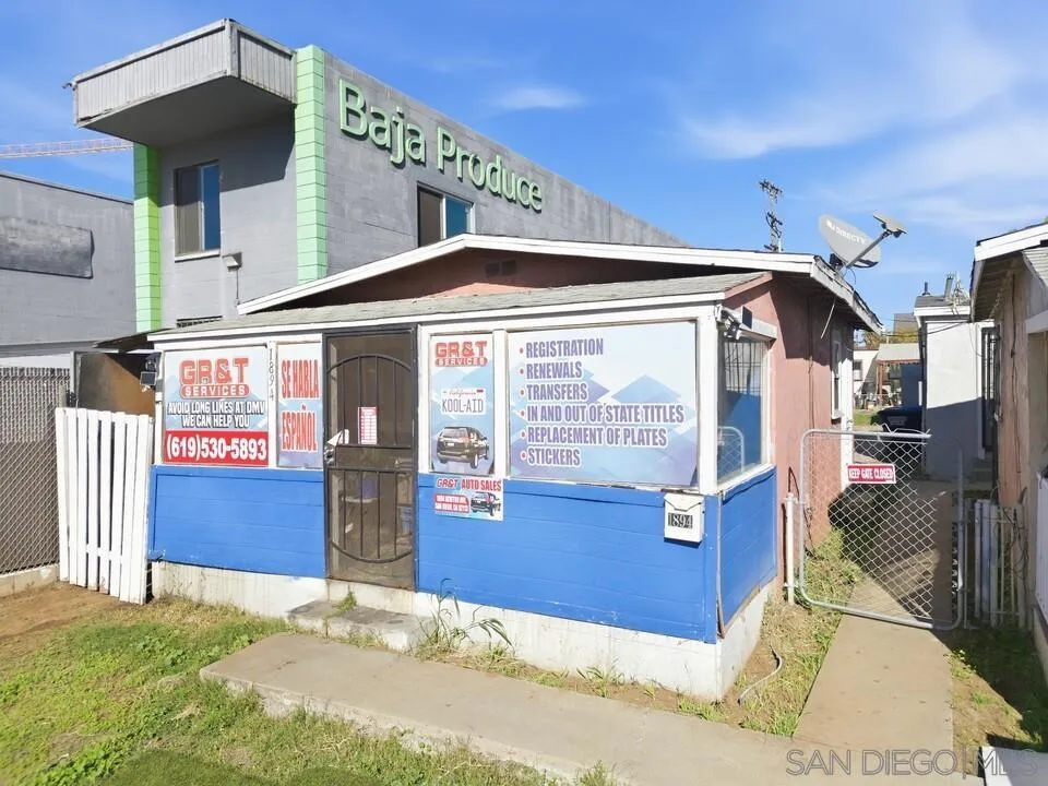 1028-44 Cesar E Chavez Pkwy