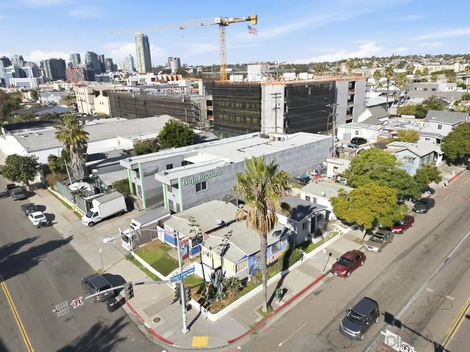 1028-44 Cesar E Chavez Pkwy