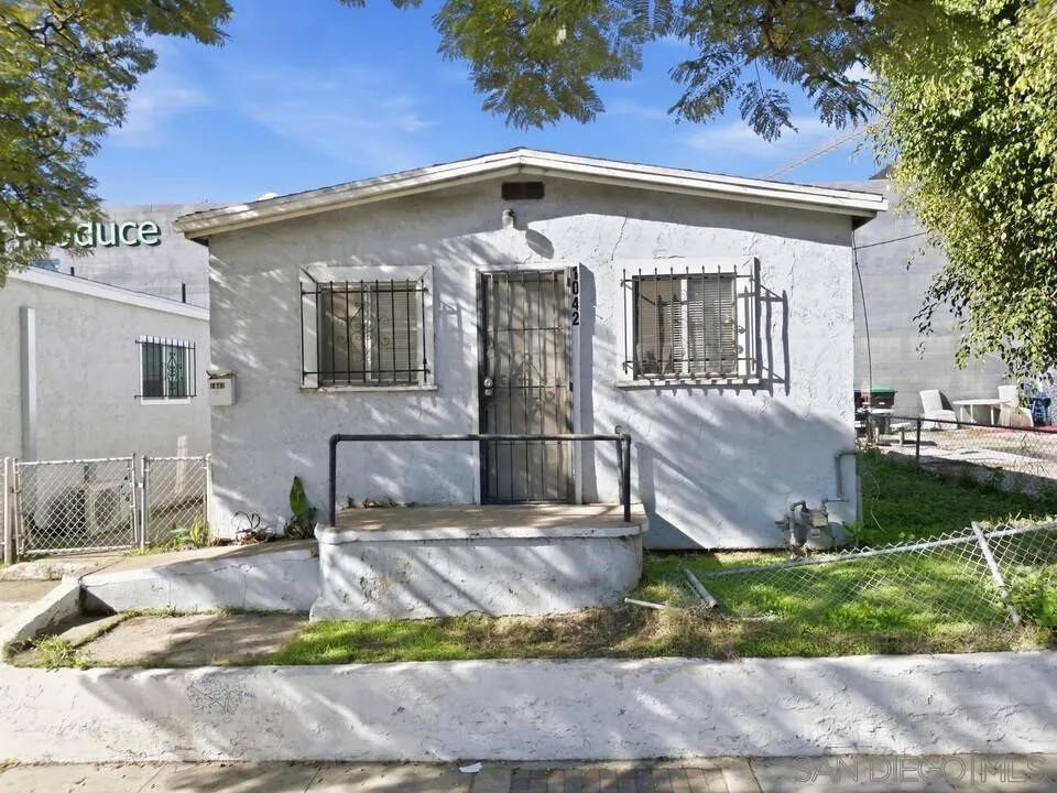 1028-44 Cesar E Chavez Pkwy