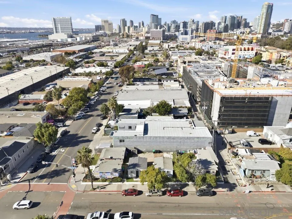 1028-44 Cesar E Chavez Pkwy