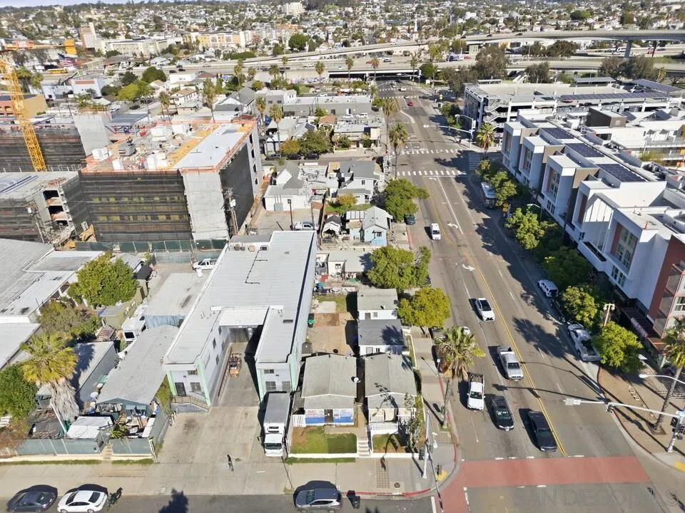 1028-44 Cesar E Chavez Pkwy