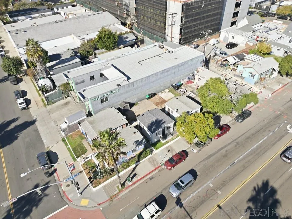 1028-44 Cesar E Chavez Pkwy