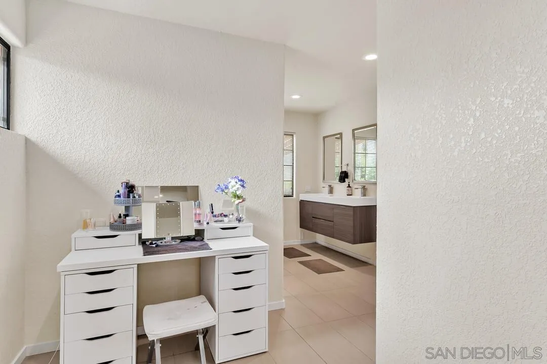 15003 Driftwood Creek Rd