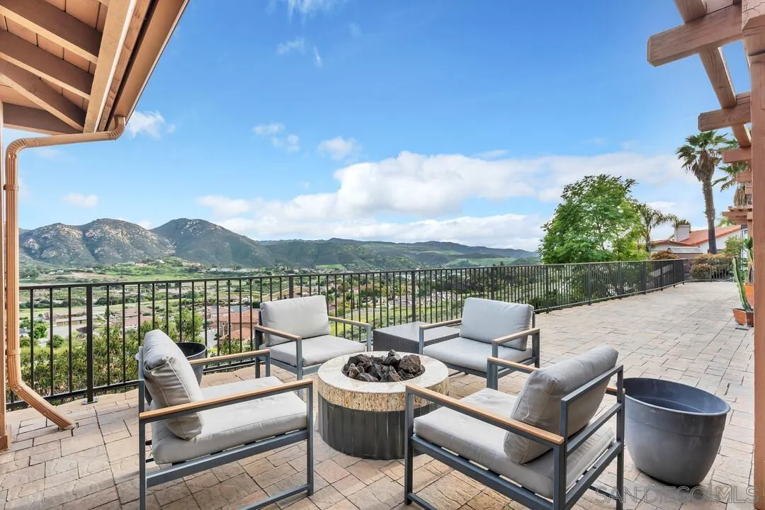 15003 Driftwood Creek Rd