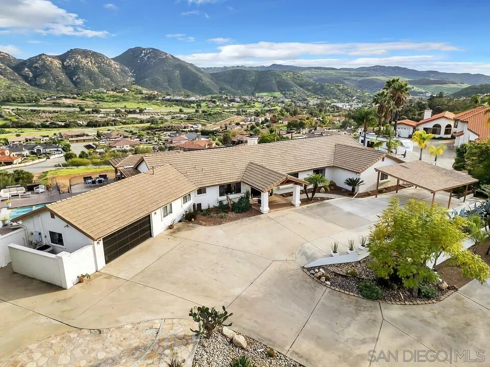 15003 Driftwood Creek Rd