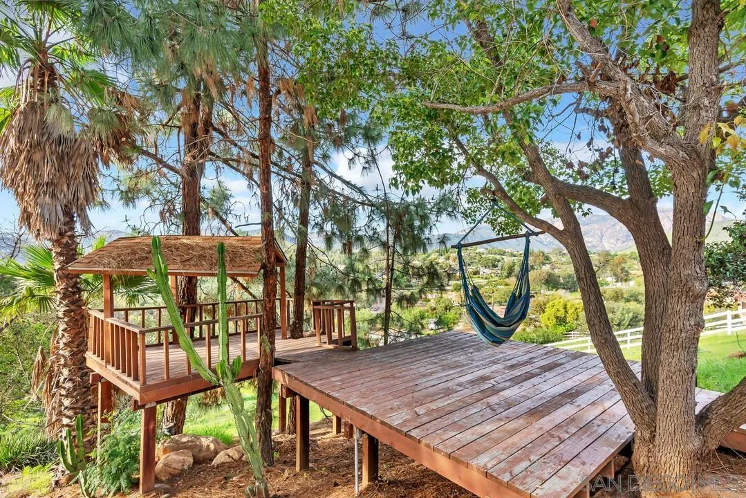 15003 Driftwood Creek Rd