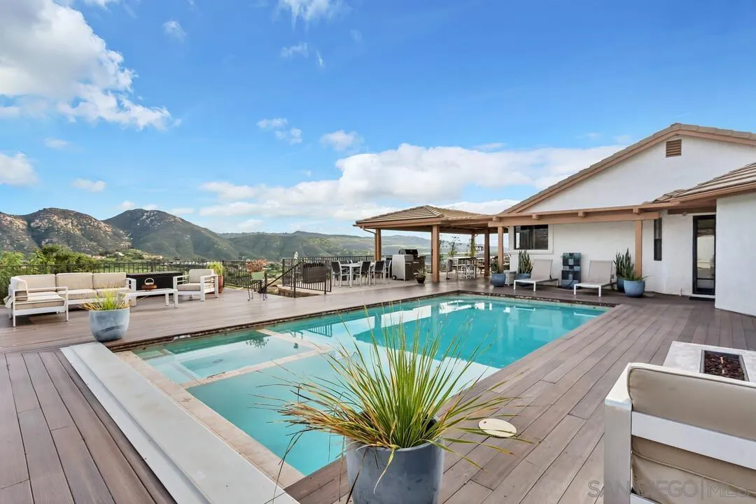 15003 Driftwood Creek Rd