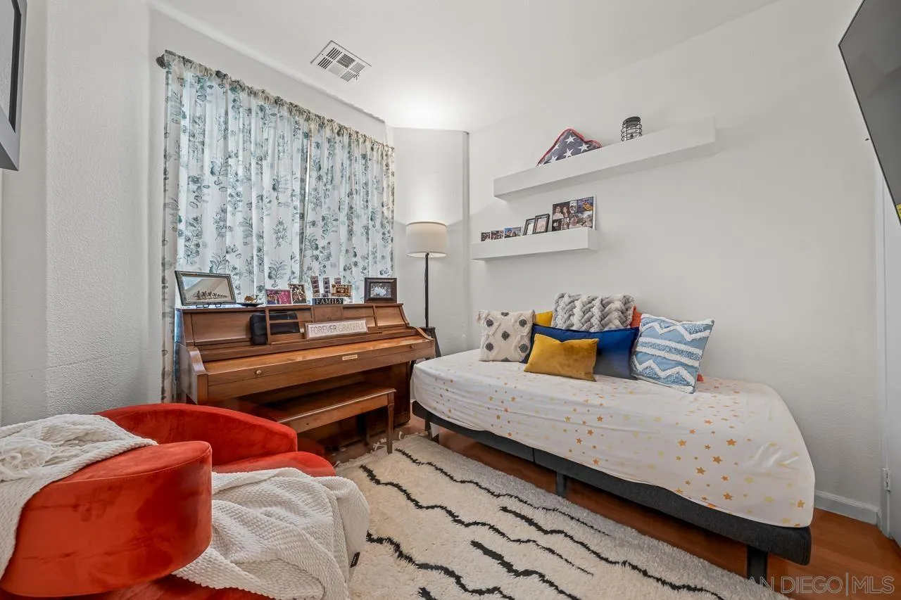 12520 Heatherton Ct. Unit 3