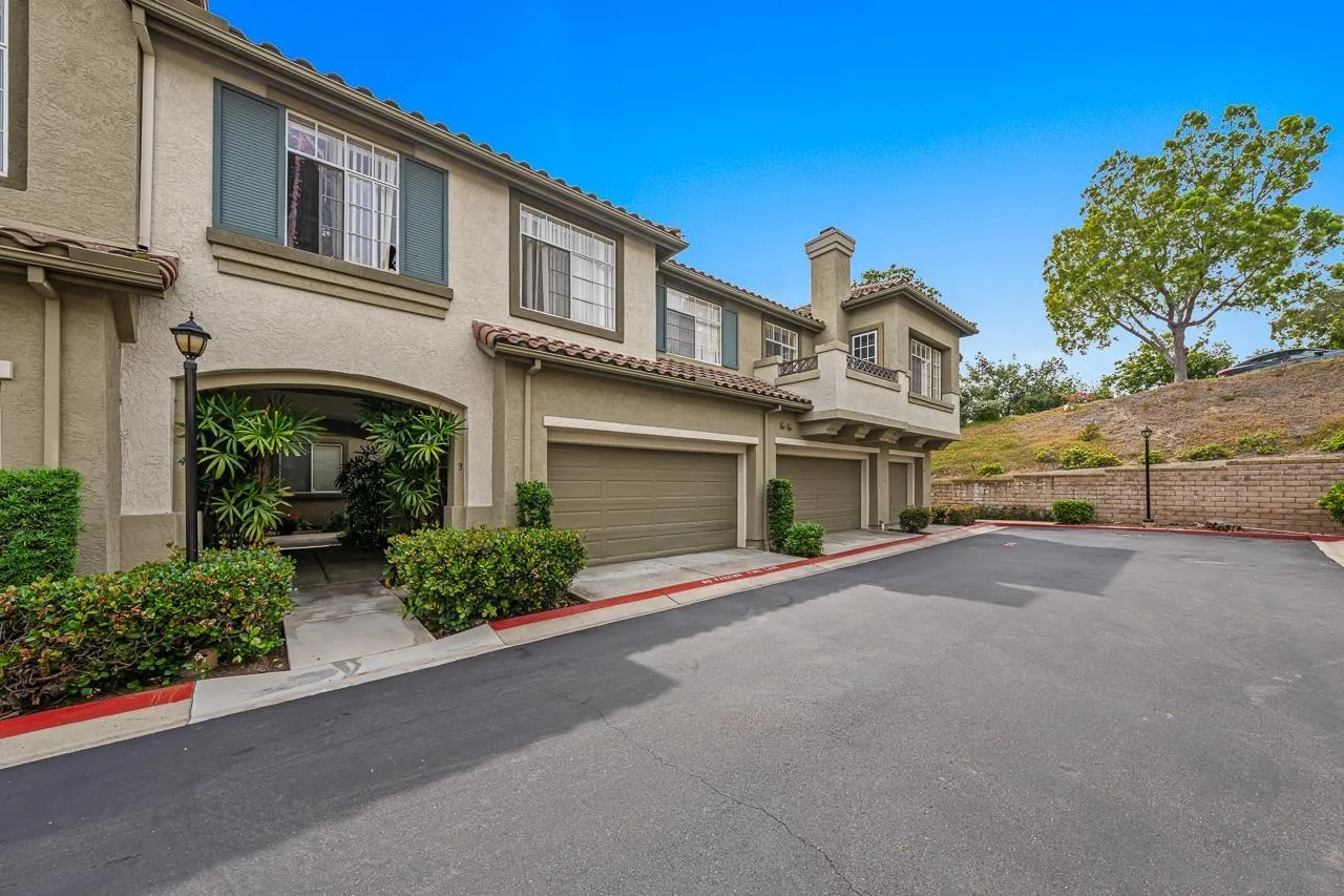 12520 Heatherton Ct. Unit 3