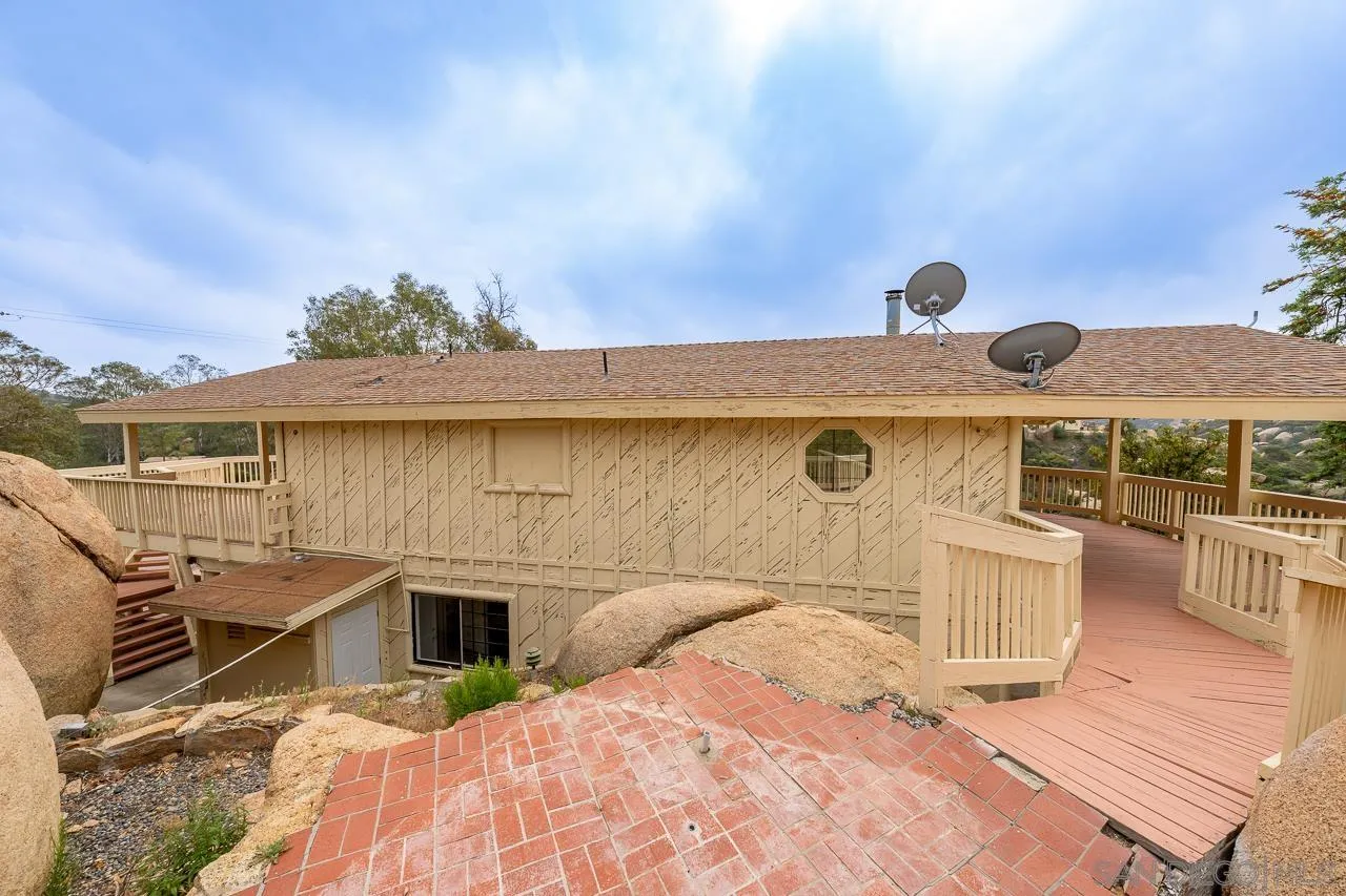 18988 Via Pamela