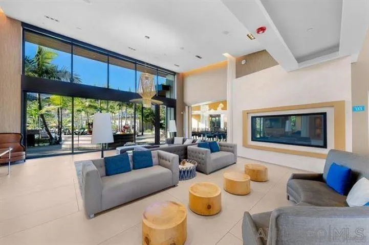 2776 Via Alta Pl