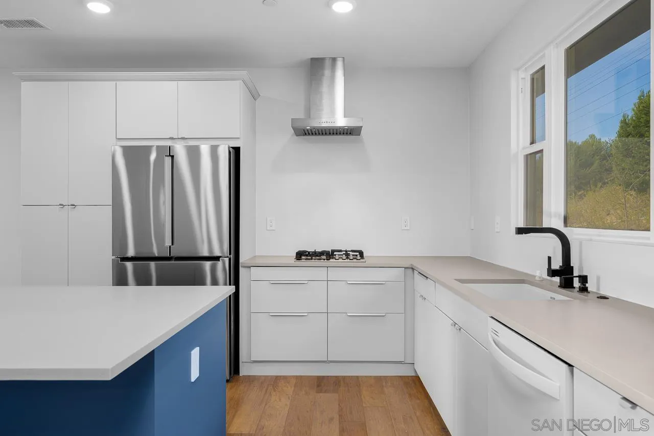 2776 Via Alta Pl