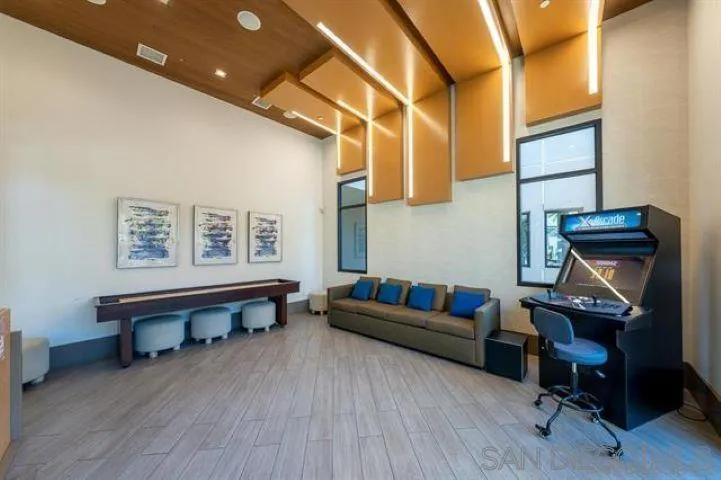 2776 Via Alta Pl