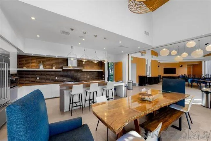 2776 Via Alta Pl