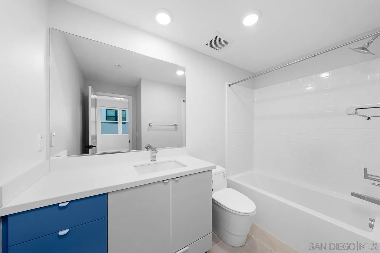 2776 Via Alta Pl