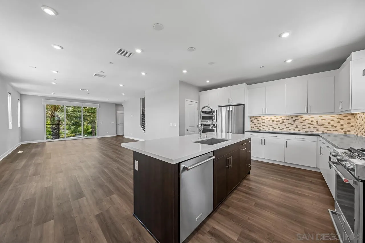2602 Avella Dr.
