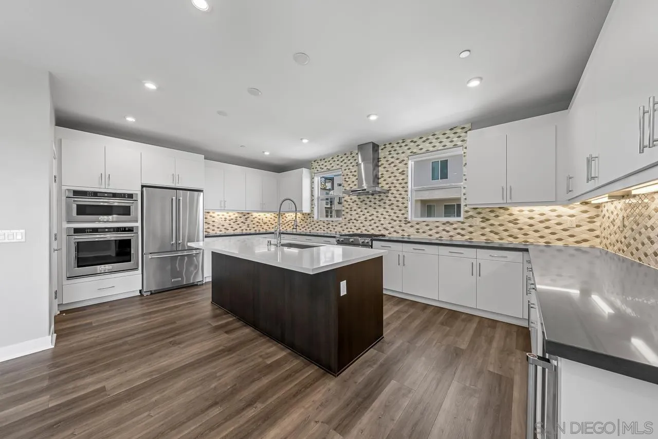 2602 Avella Dr.