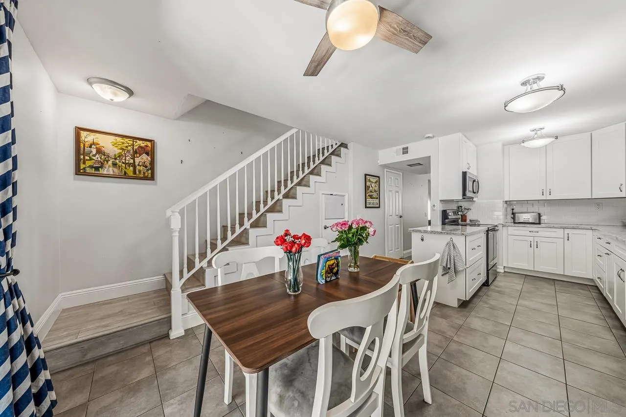 5661 Lake Park Way Unit 6