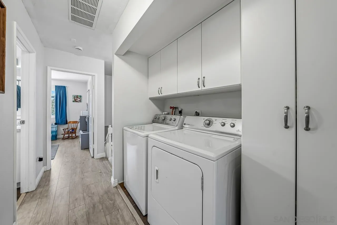 5661 Lake Park Way Unit 6