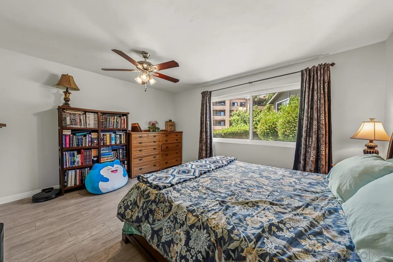 5661 Lake Park Way Unit 6