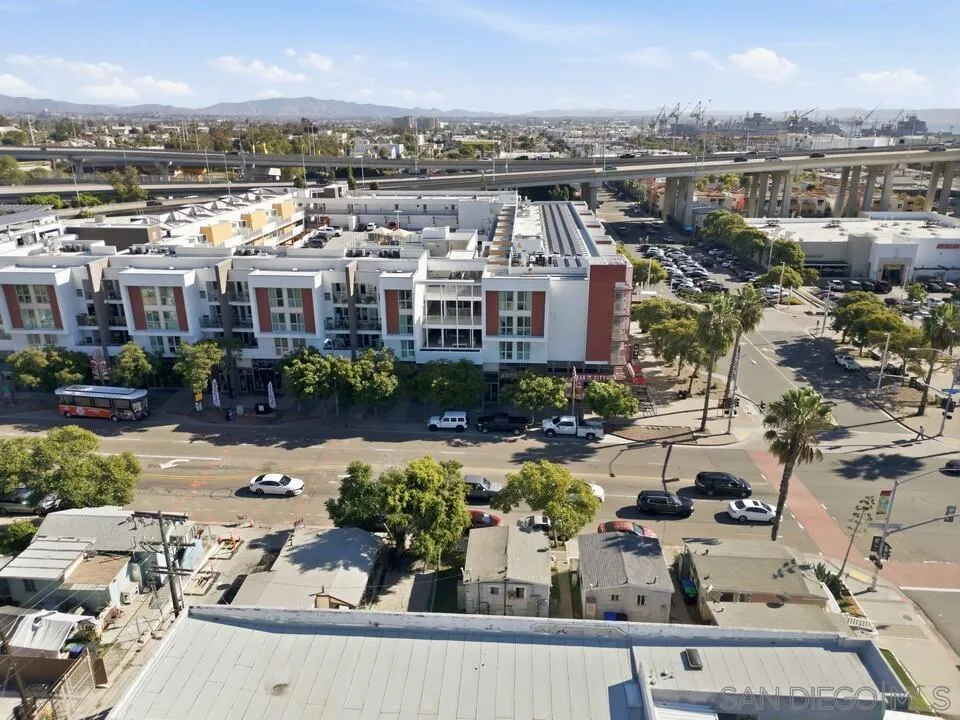 1028-44 Cesar E Chavez Pkwy