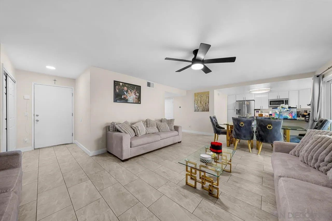 1476 Gustavo St. Unit B
