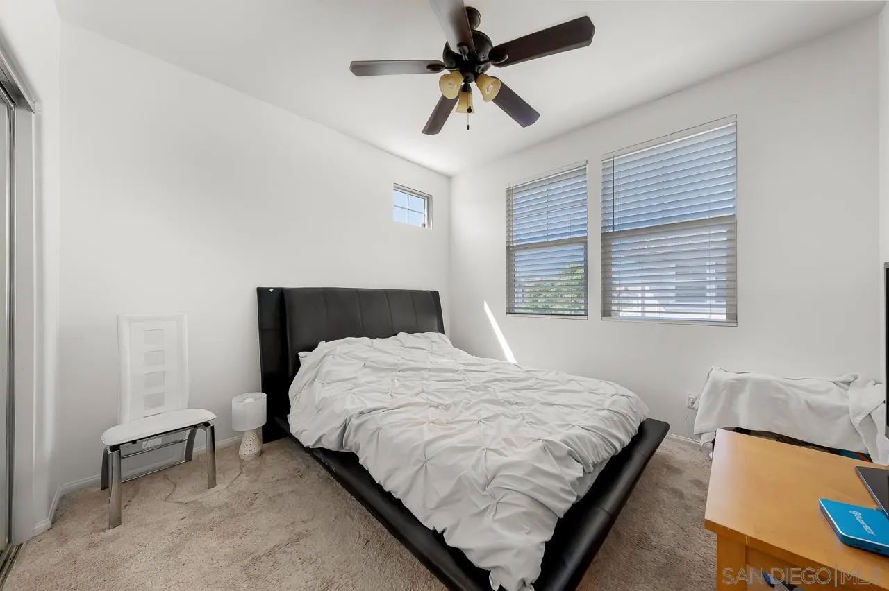 3028 Cole Grade