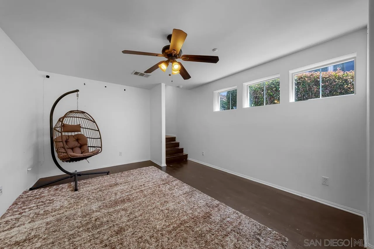 3028 Cole Grade