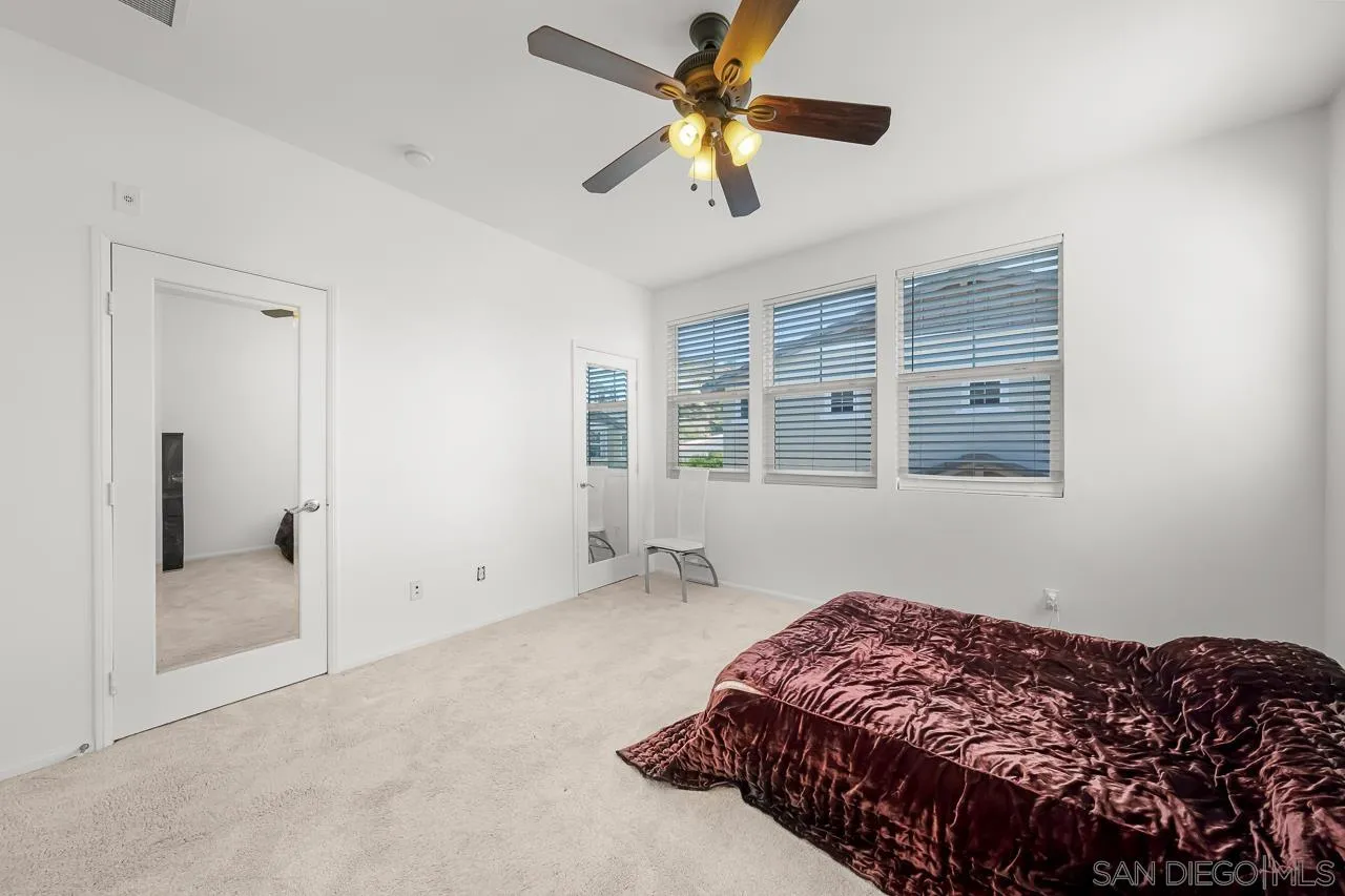 3028 Cole Grade