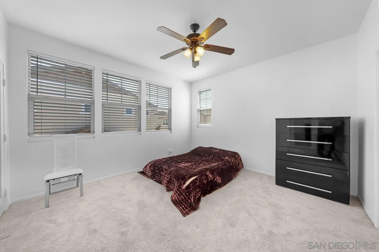 3028 Cole Grade