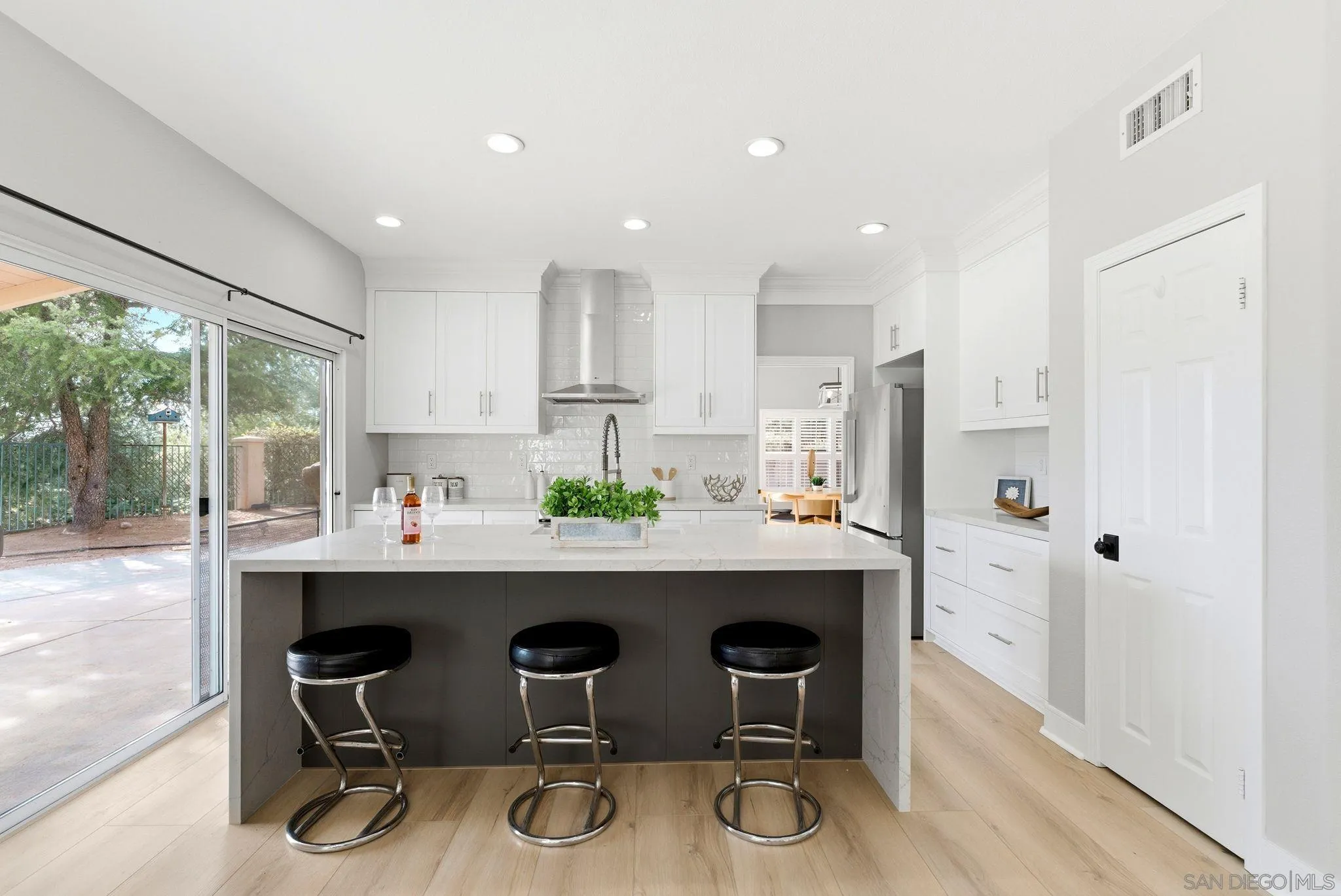 1734 Kyrsten Terrace