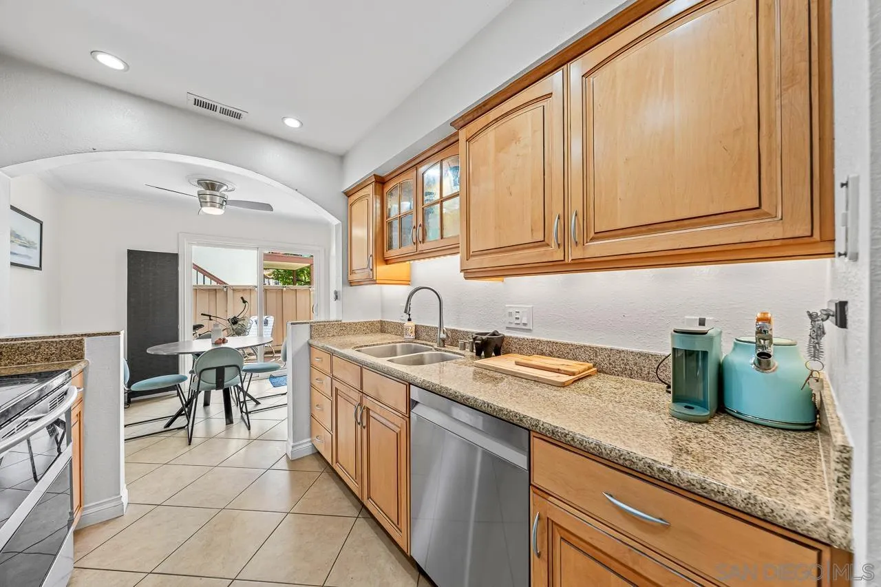 4075 Porte La Paz Unit 170