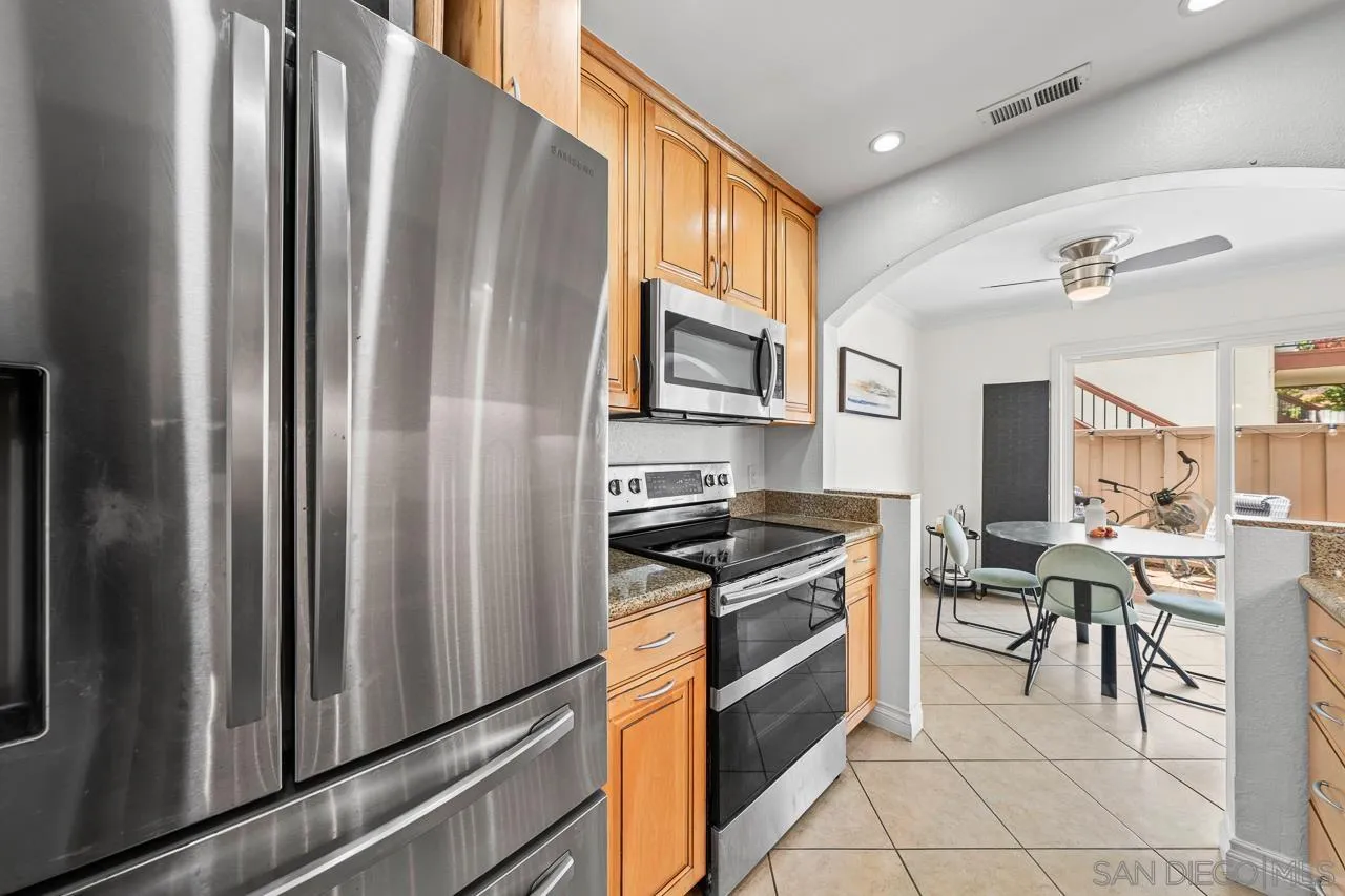 4075 Porte La Paz Unit 170