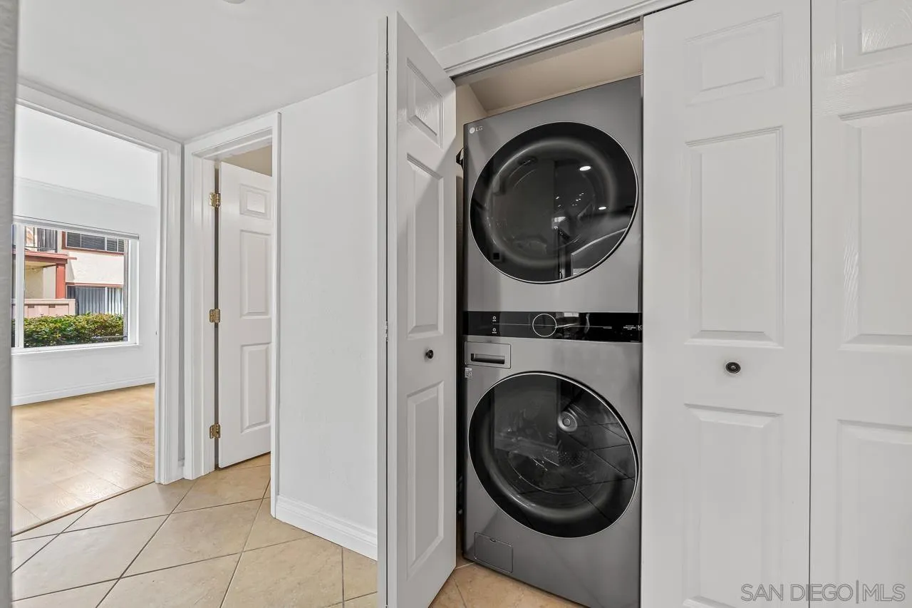 4075 Porte La Paz Unit 170