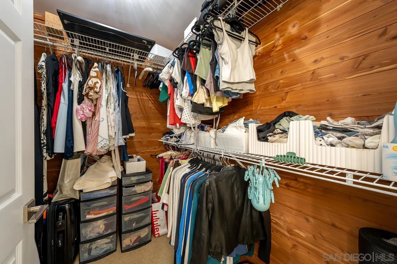 4075 Porte La Paz Unit 170
