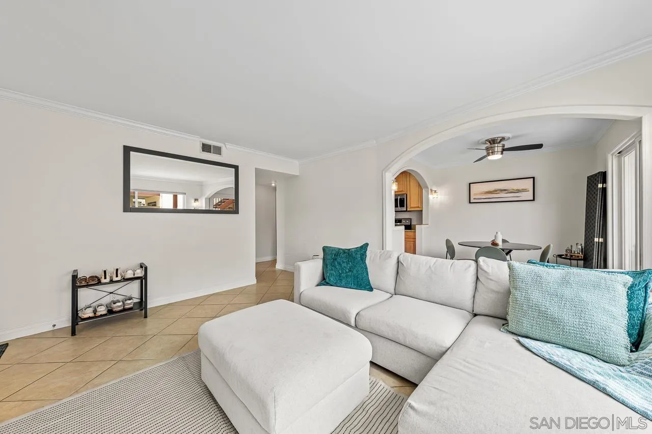4075 Porte La Paz Unit 170