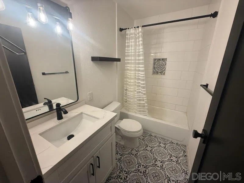 5462 Adobe Falls Rd Unit 11