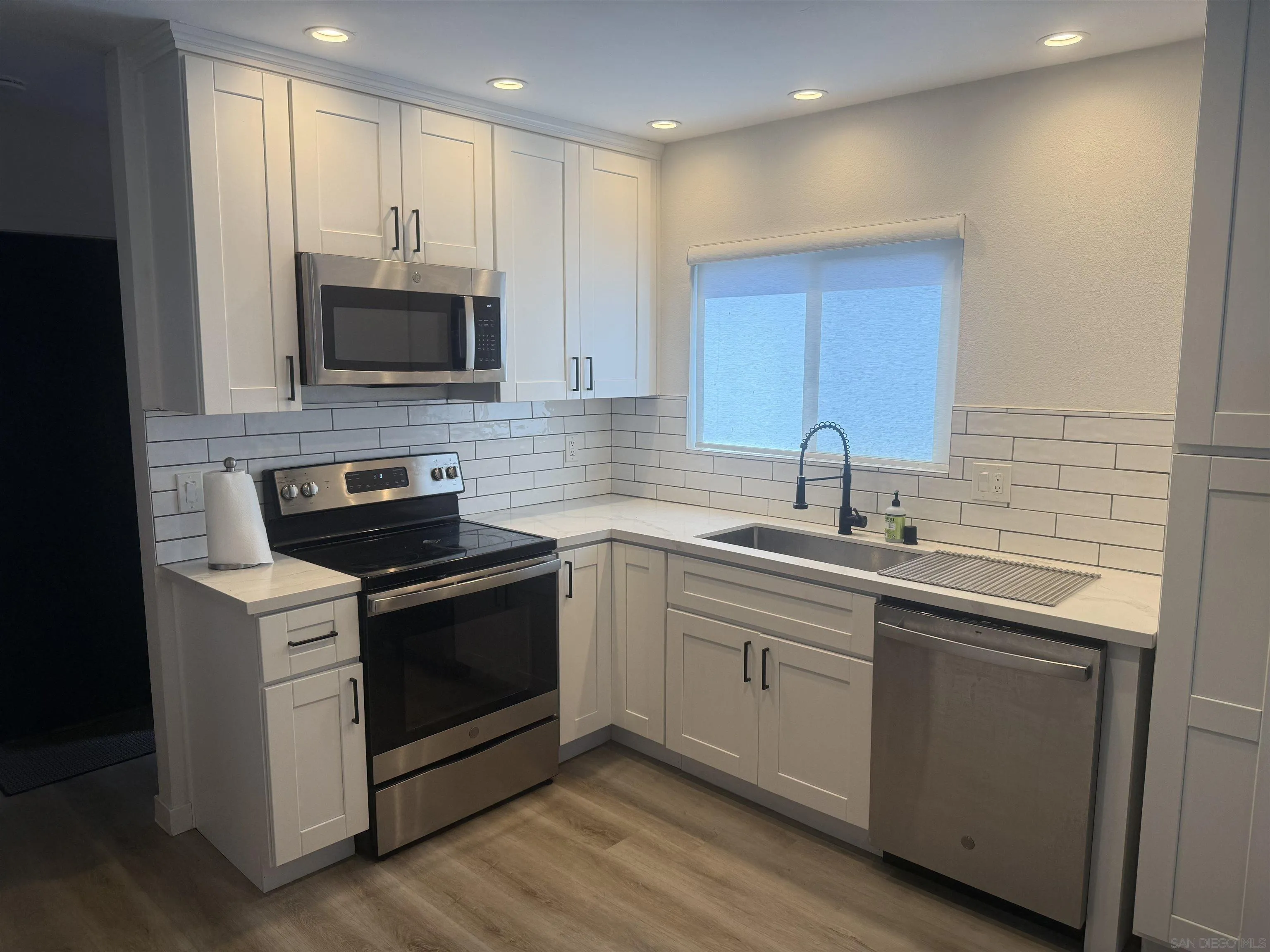 5462 Adobe Falls Rd Unit 11
