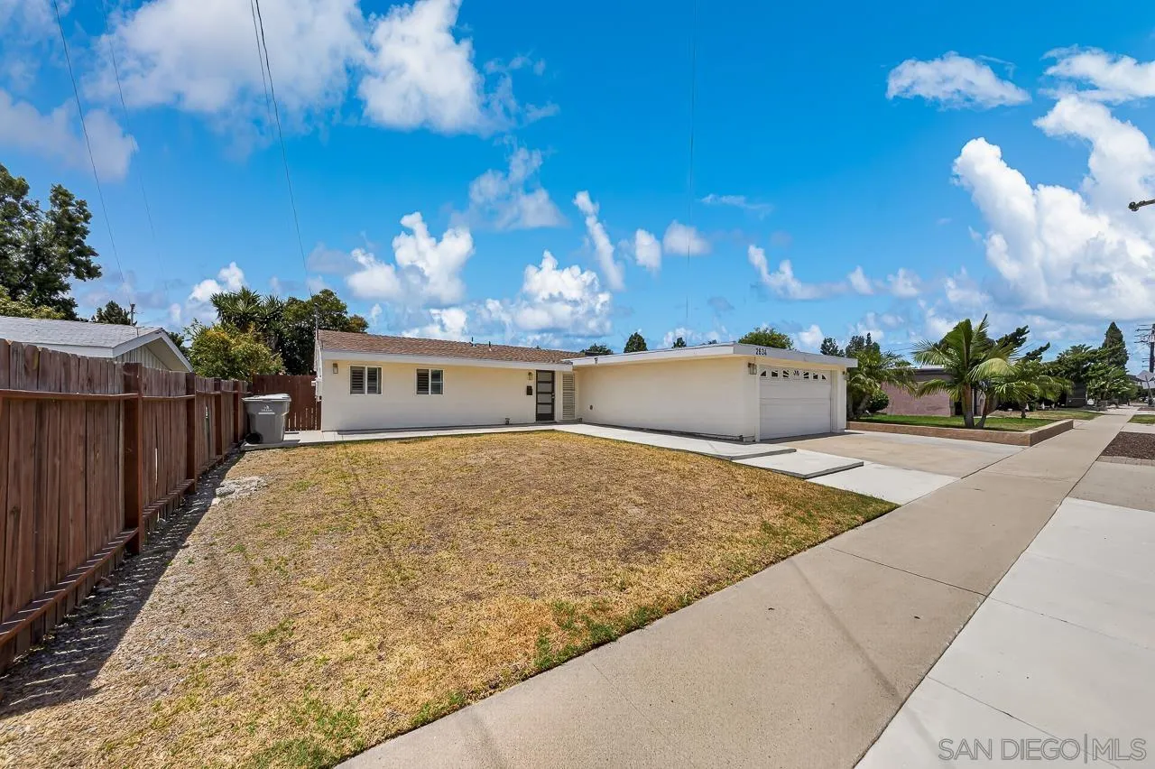2634 Marathon Dr.