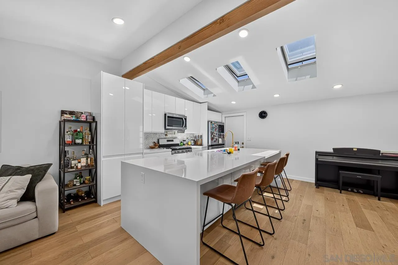 2634 Marathon Dr.